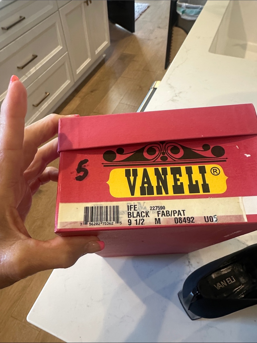 Vaneli Heels - Picture 8 of 8